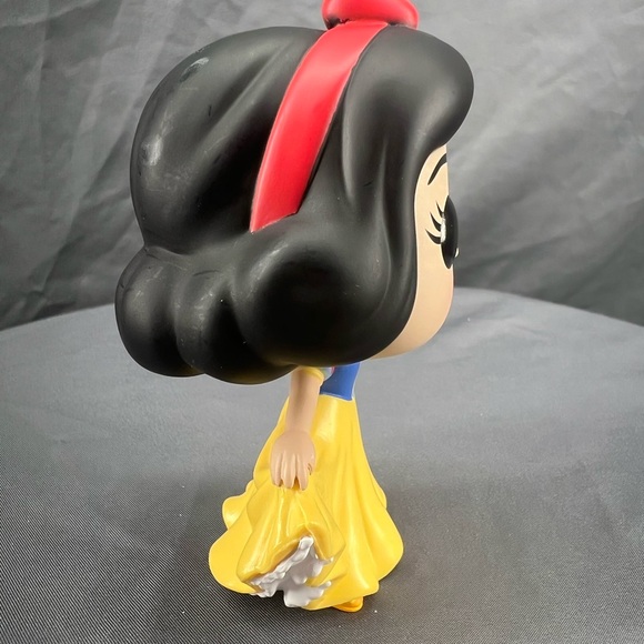 Funko Pop! Vinyl: Disney - Snow White #339 - Picture 3 of 6